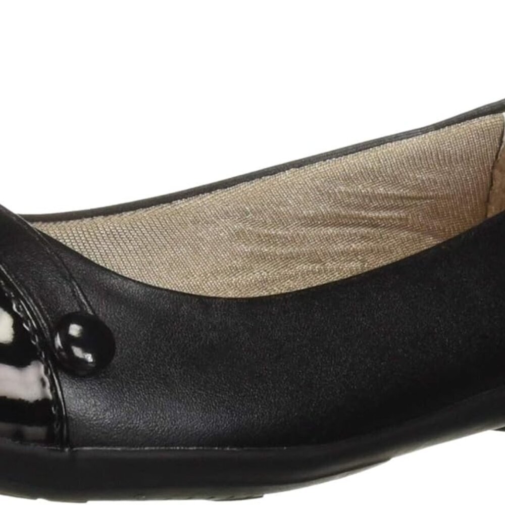 Women's Faux Leather Flats 8 Medium Wide Slip-On Comfort Stylish